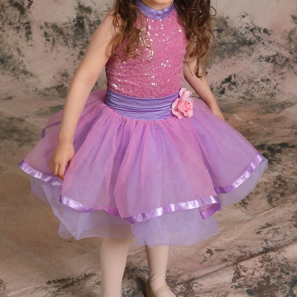 Little Girls Ballerina Dance costume, only worn for 10 min to have photos taken